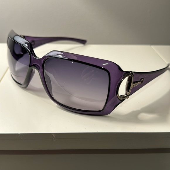 Gucci AUTHENTIC Sunglasses Purple with Horsebit - Preowned - Picture 1 of 5